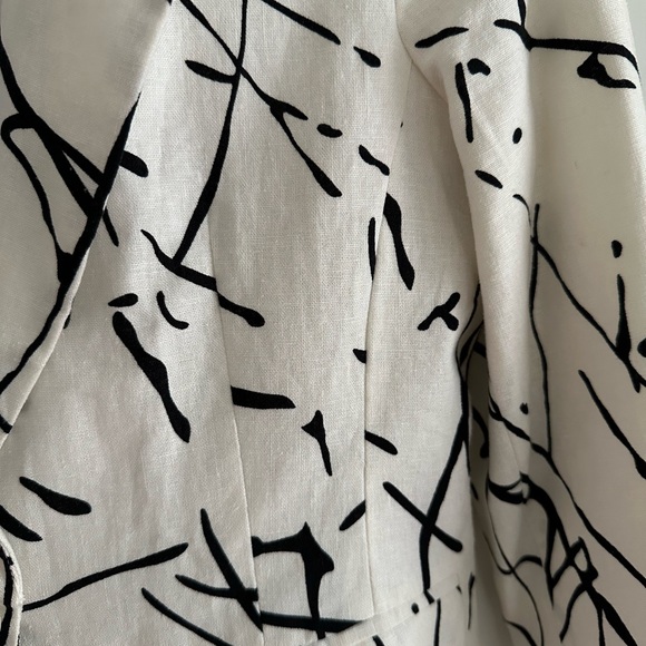 Linen blazer - Picture 3 of 4